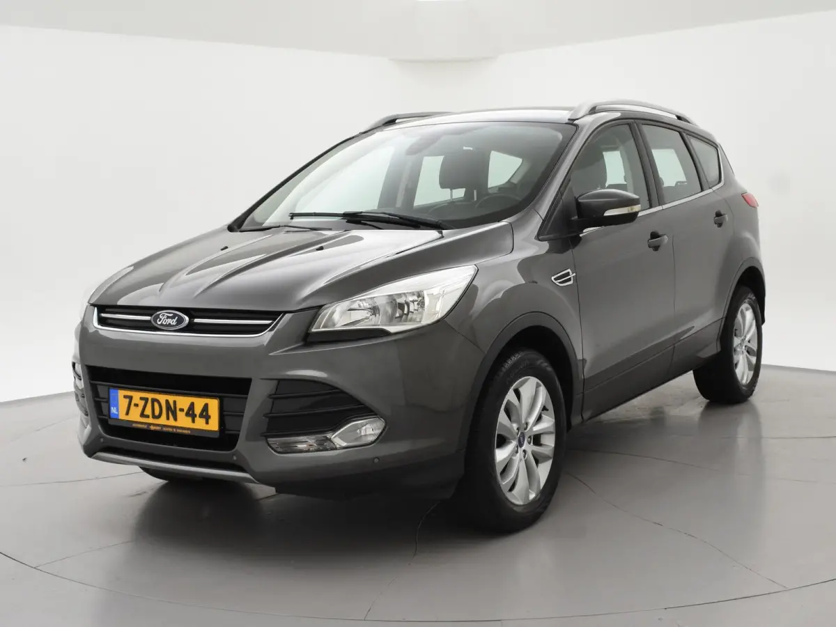 Ford Kuga 2015 Benzine Handgeschakeld leasen