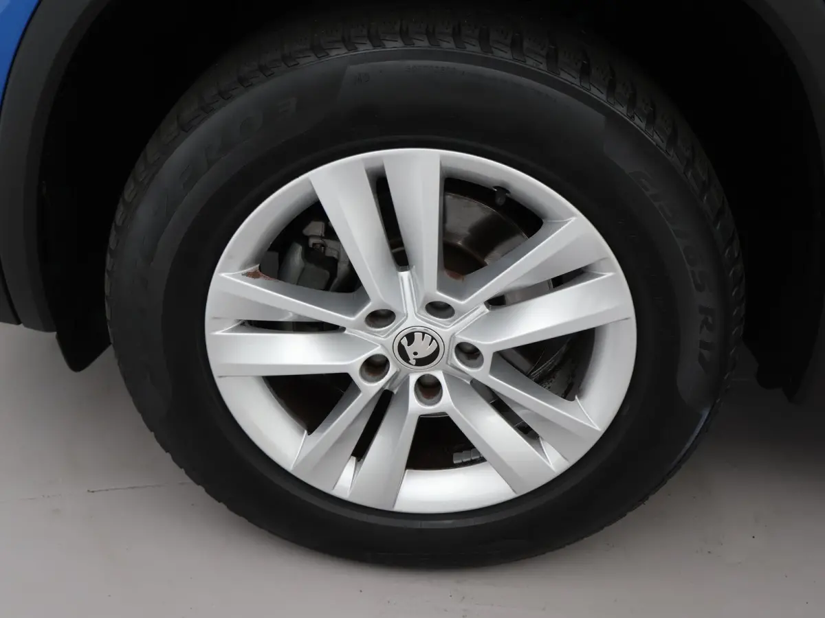 1.5 TSI 150 PK DSG AUT. *RACE BLUE METALLIC* + WEGKLAPBARE TREKHAAK 1800 KG