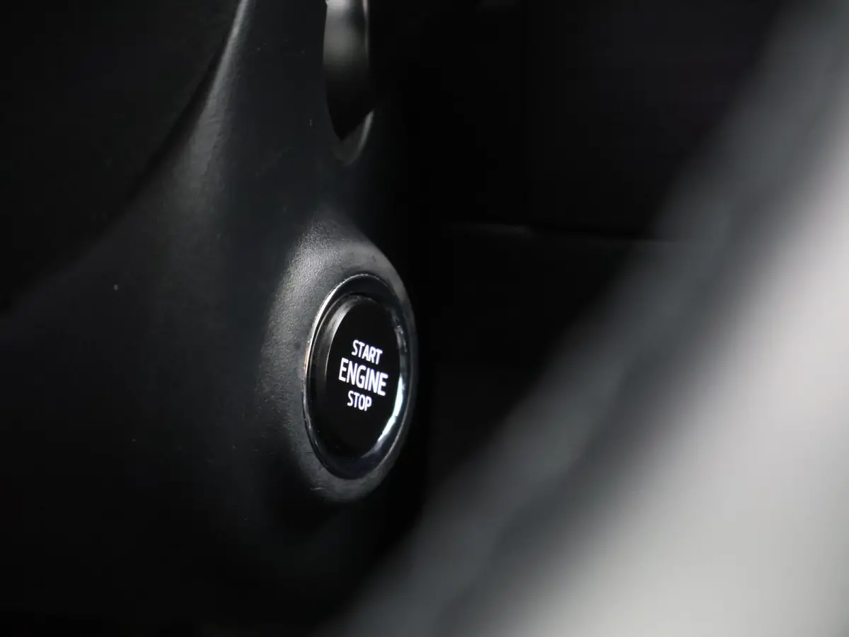 1.5 TSI 150 PK DSG AUT. *RACE BLUE METALLIC* + WEGKLAPBARE TREKHAAK 1800 KG