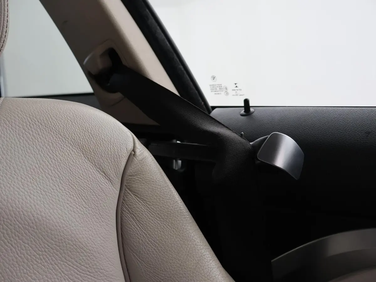 420i H.E. + SPORTSOELEN | LEDER | CAMERA | DIGITALE COCKPIT | MEMORY | HARMAN/KARDON