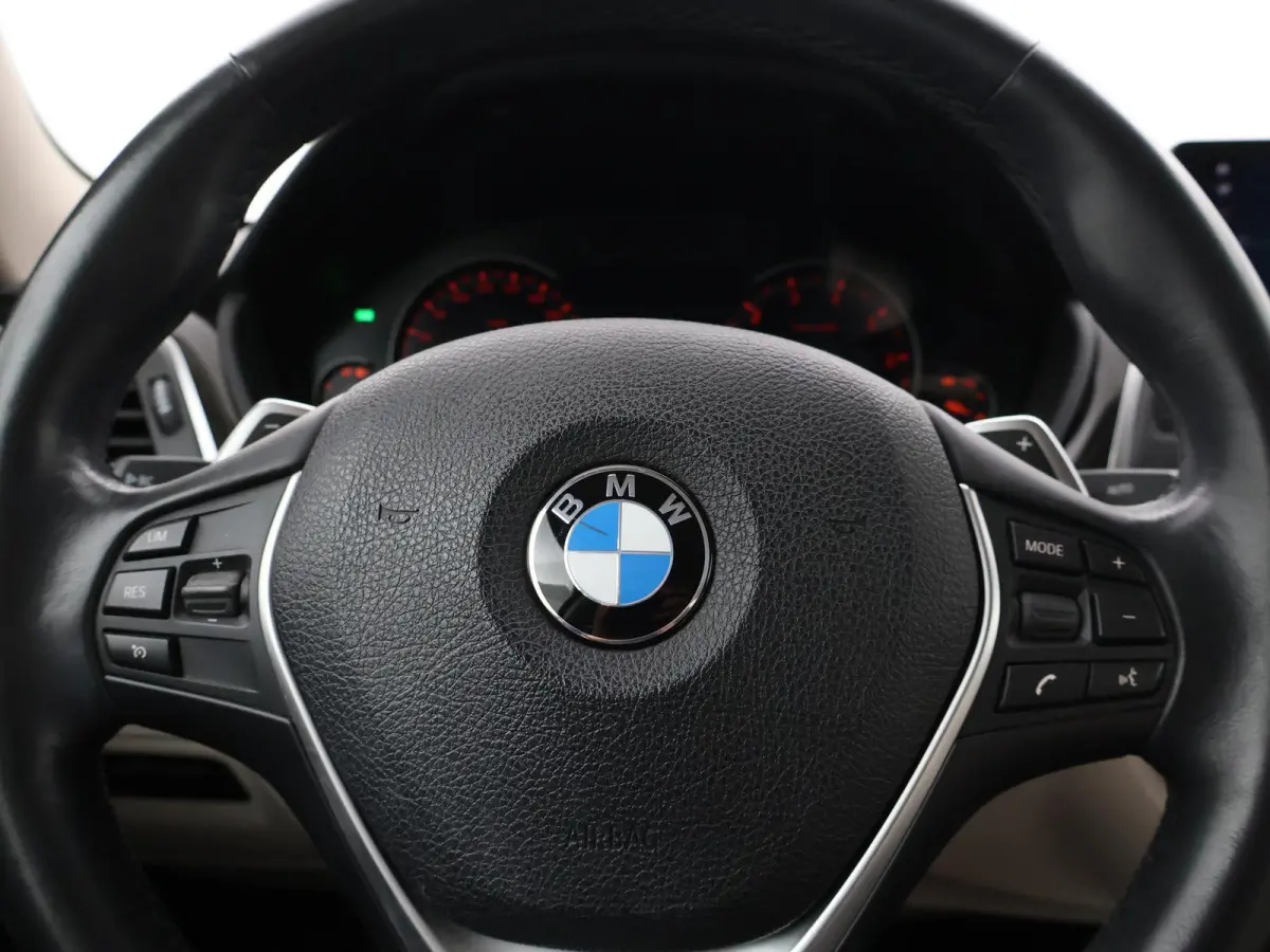 420i H.E. + SPORTSOELEN | LEDER | CAMERA | DIGITALE COCKPIT | MEMORY | HARMAN/KARDON