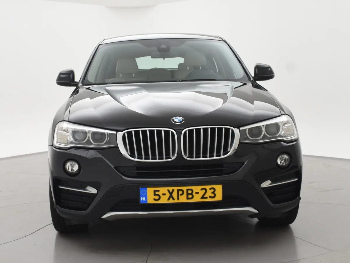 xDrive20i 184 PK H.E. + TREKHAAK 2000 KG | LEDER | HEAD-UP | STOELVERW. | 19 INCH