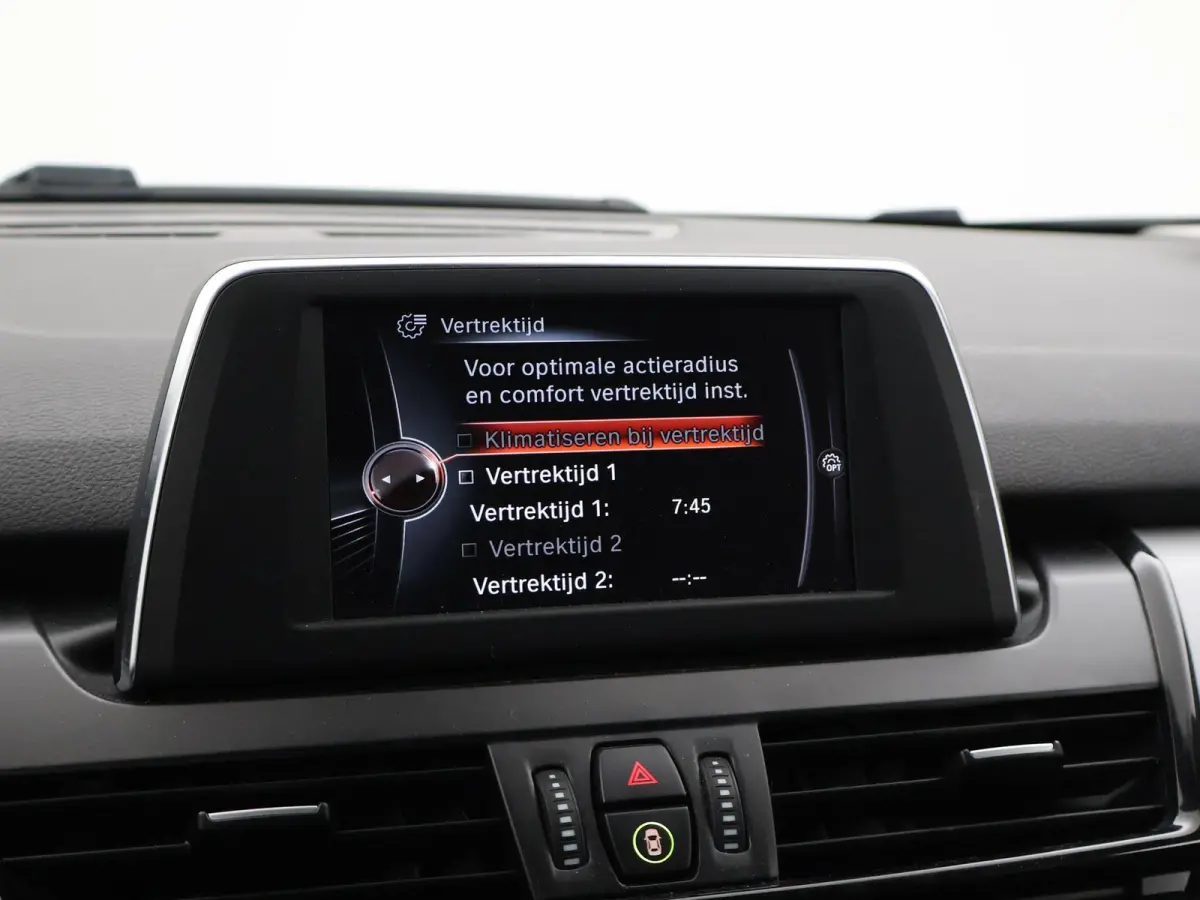 225XE 224 PK HYBRID XDRIVE EXECUTIVE + LED / NAVIGATIE
