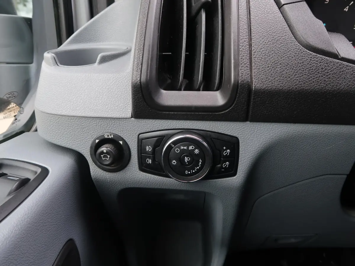 350 2.0 TDCI 170 PK AUT. L2H2 EURO 6 + TREKHAAK | APPLE CARPLAY | NAVIGATIE