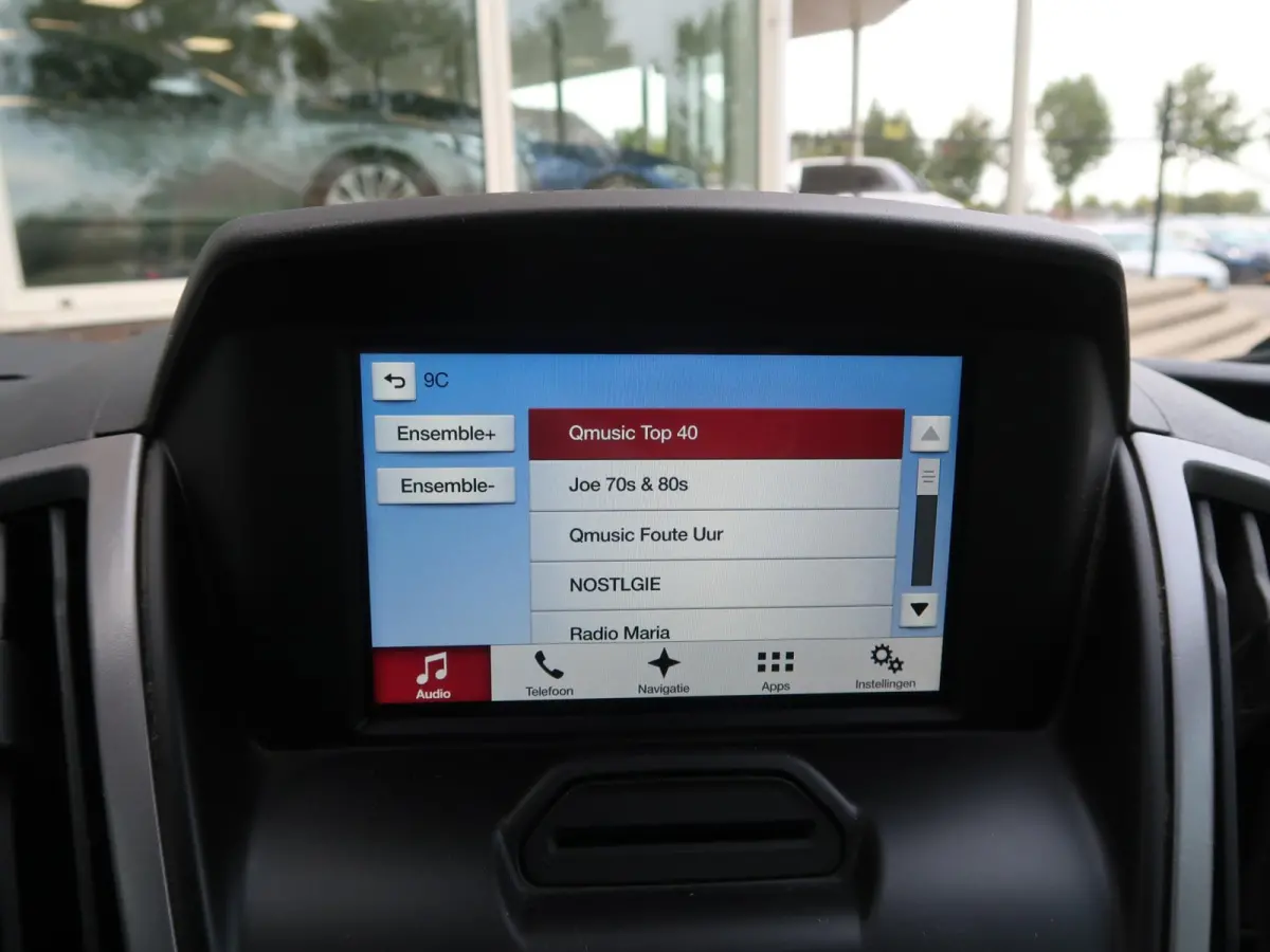 350 2.0 TDCI 170 PK AUT. L2H2 EURO 6 + TREKHAAK | APPLE CARPLAY | NAVIGATIE