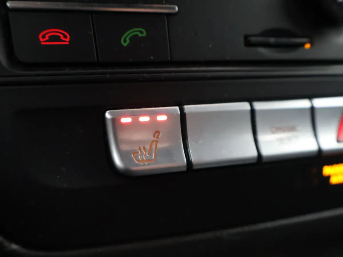 200 AUT7 156 PK AMG SPORT + NIGHT PACK | TREKHAAK | CAMERA | COMAND NAVIGATIE