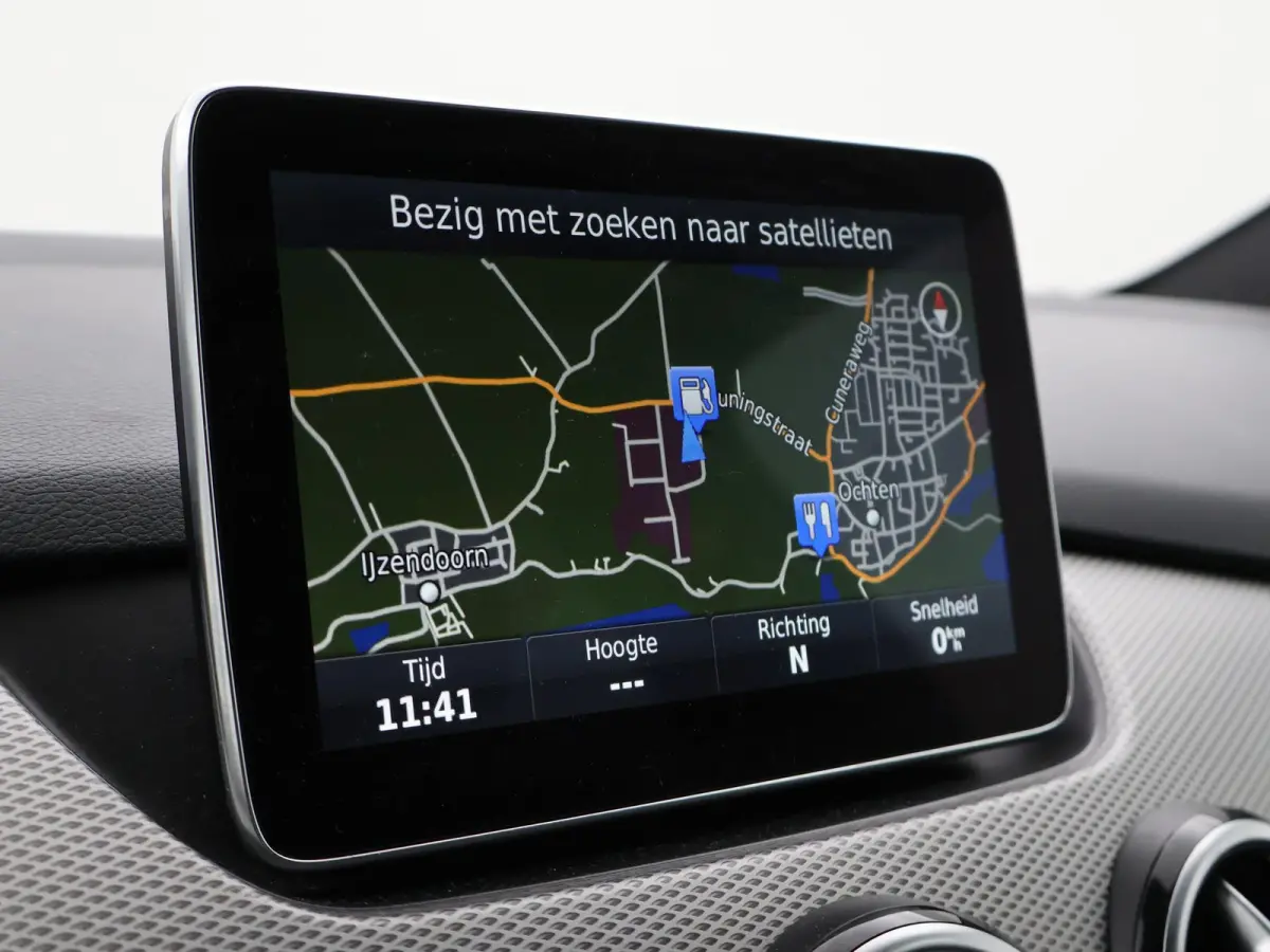 200 AUT7 156 PK AMG SPORT + NIGHT PACK | TREKHAAK | CAMERA | COMAND NAVIGATIE