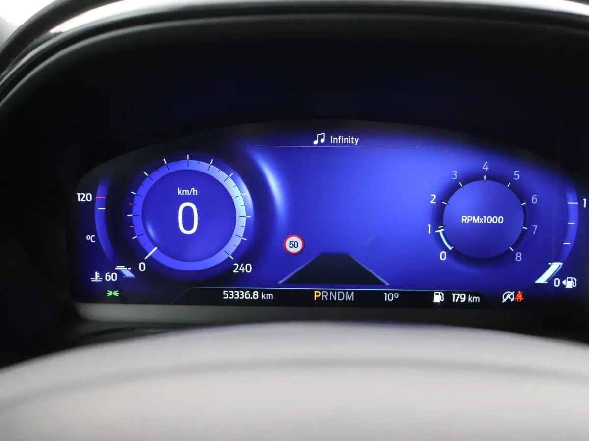 1.0 ECOBOOST AUT. ST-LINE + CAMERA | LED | CARPLAY