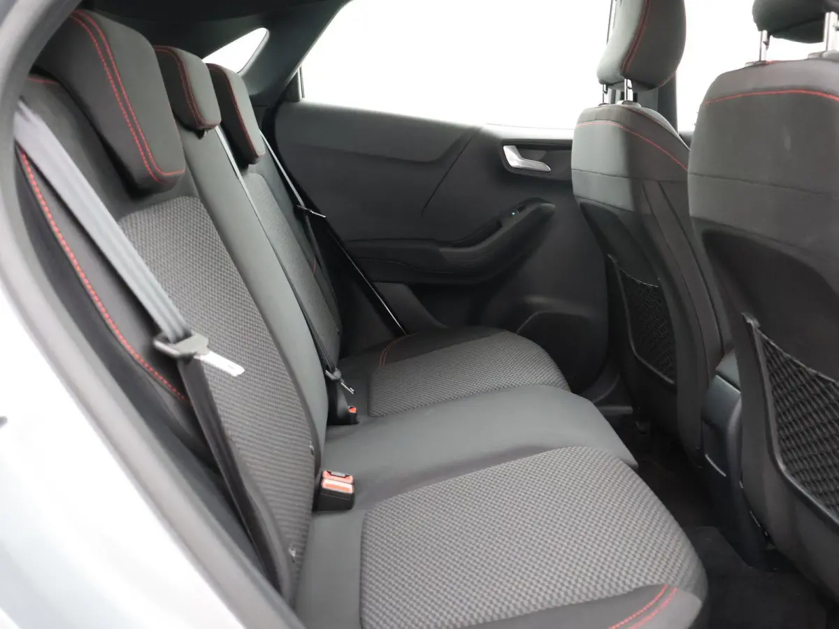 1.0 ECOBOOST AUT. ST-LINE + CAMERA | LED | CARPLAY