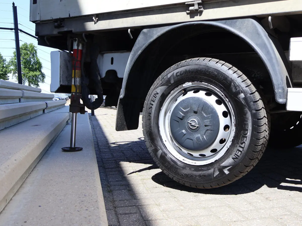 2.3 CDTI BITURBO 145 PK HIAB 017T LAADKRAAN OPEN LAADBAK PICK-UP