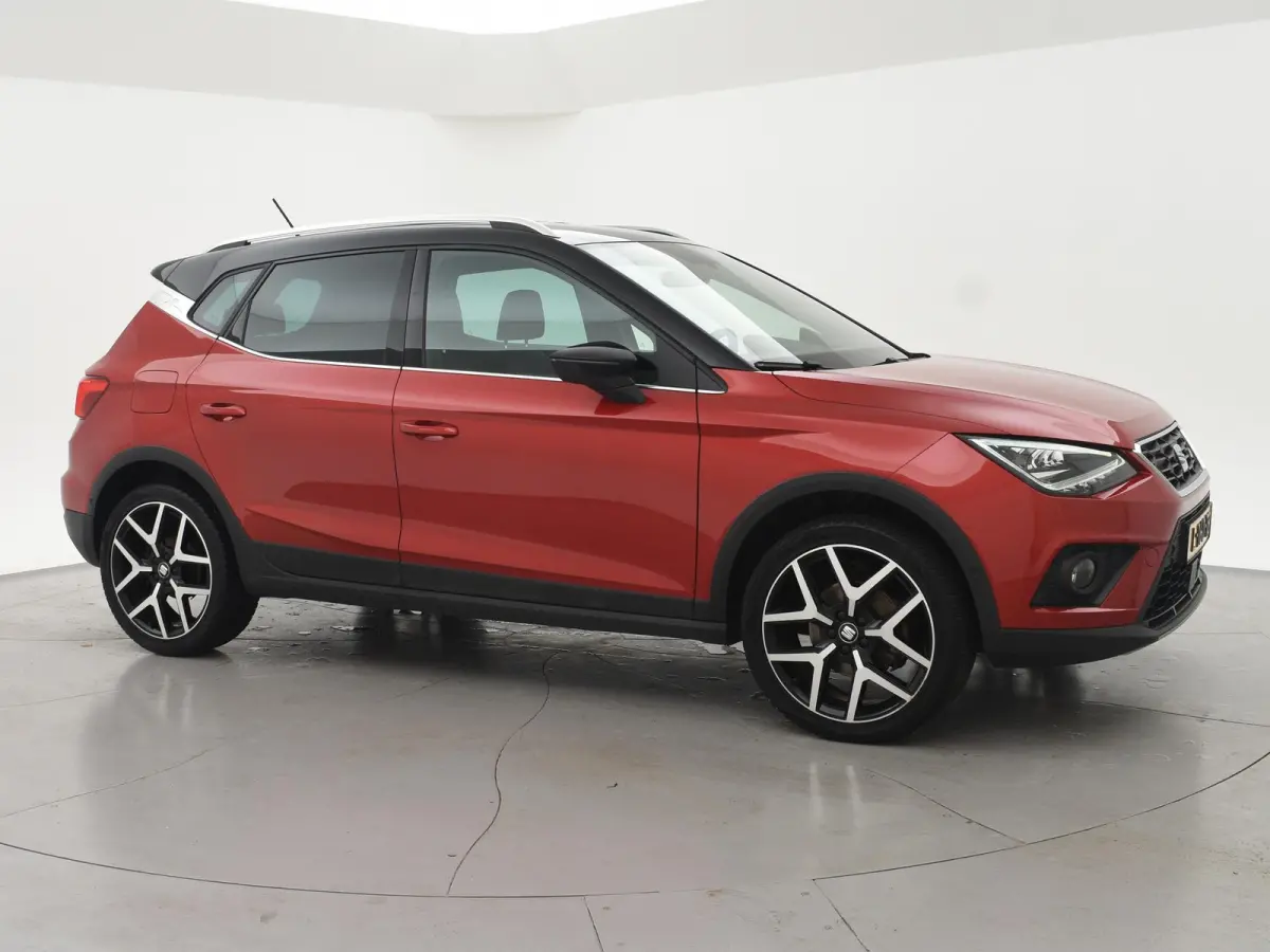 1.0 TSI AUT. FR SPORT + ADAPTIVE CRUISE | CAMERA VIRTUAL COCKPIT | TREKHAAK | APPLE CARPLAY | LED | STOELVERWARMING