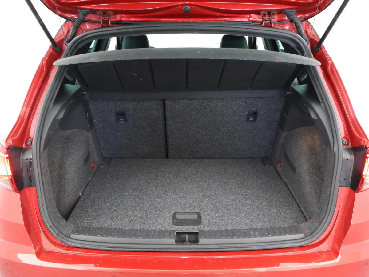 1.0 TSI AUT. FR SPORT + ADAPTIVE CRUISE | CAMERA VIRTUAL COCKPIT | TREKHAAK | APPLE CARPLAY | LED | STOELVERWARMING