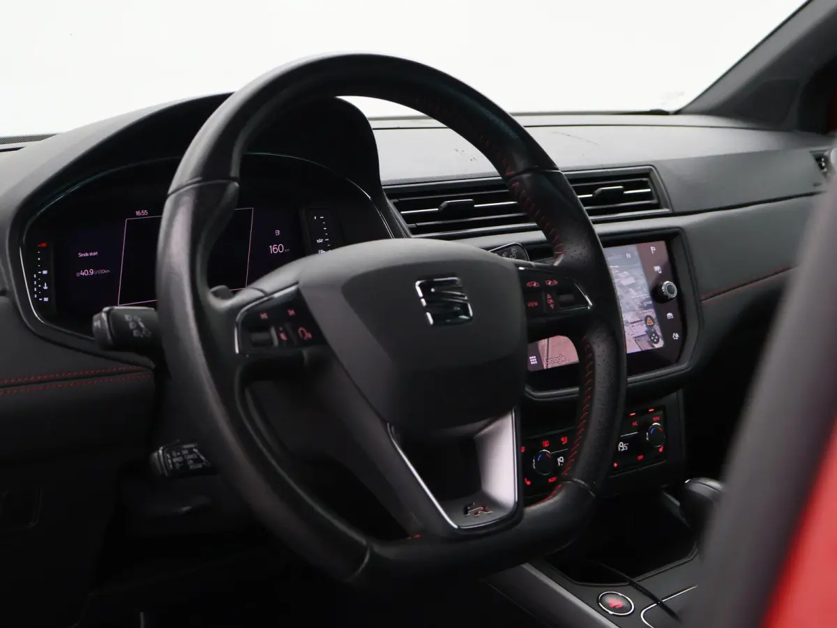 1.0 TSI AUT. FR SPORT + ADAPTIVE CRUISE | CAMERA VIRTUAL COCKPIT | TREKHAAK | APPLE CARPLAY | LED | STOELVERWARMING