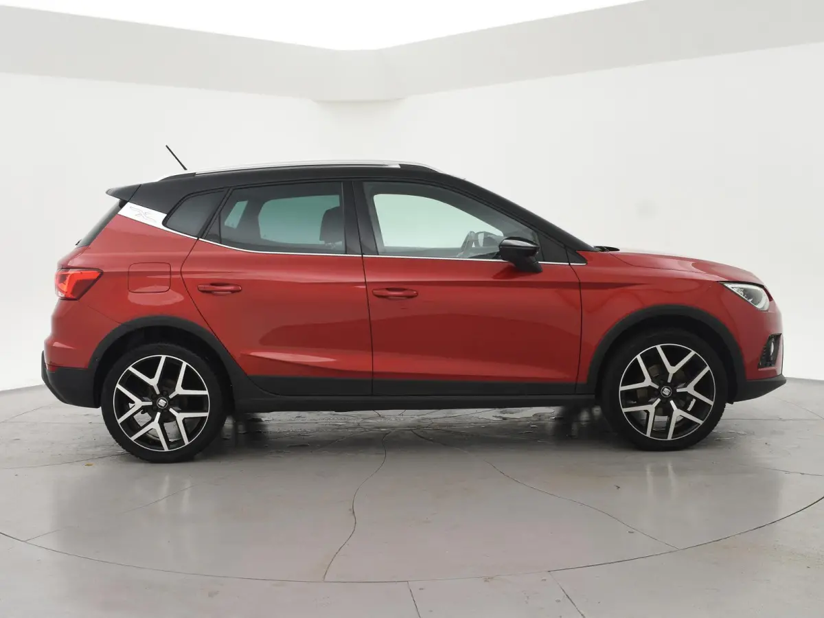 1.0 TSI AUT. FR SPORT + ADAPTIVE CRUISE | CAMERA VIRTUAL COCKPIT | TREKHAAK | APPLE CARPLAY | LED | STOELVERWARMING