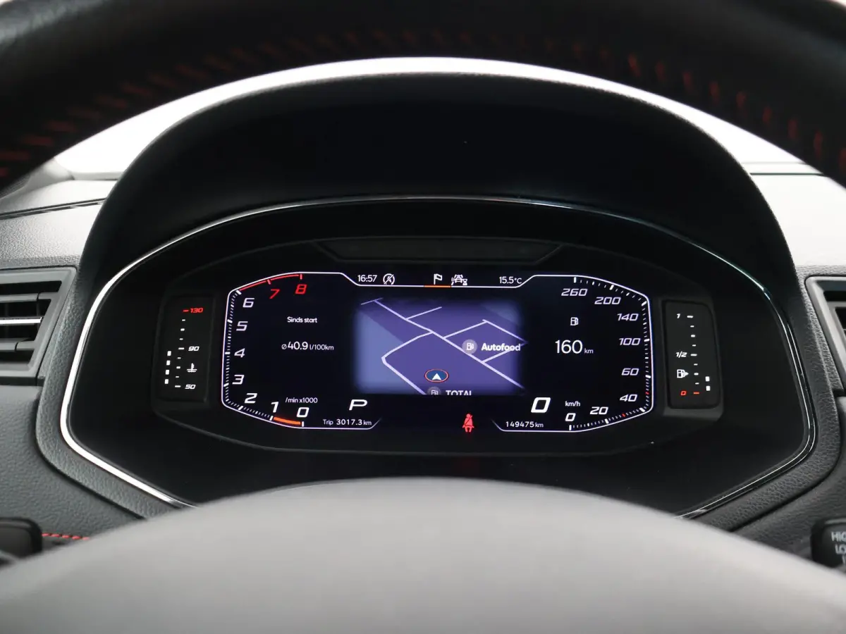 1.0 TSI AUT. FR SPORT + ADAPTIVE CRUISE | CAMERA VIRTUAL COCKPIT | TREKHAAK | APPLE CARPLAY | LED | STOELVERWARMING
