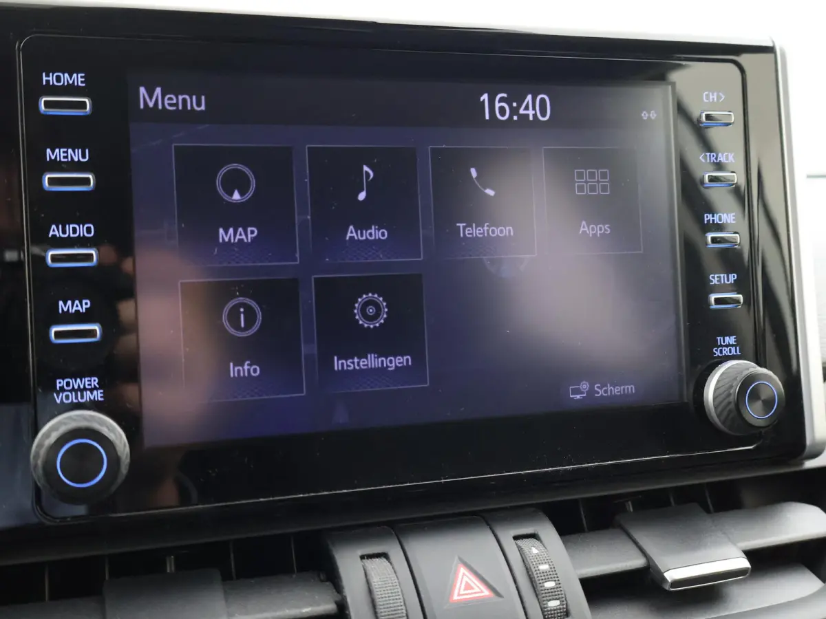 2.5 HYBRID 218 PK NIEUW MODEL + ADAPTIVE CRUISE CAMERA | 18 INCH | ELEKTR. KLEP | PRIVACY GLASS