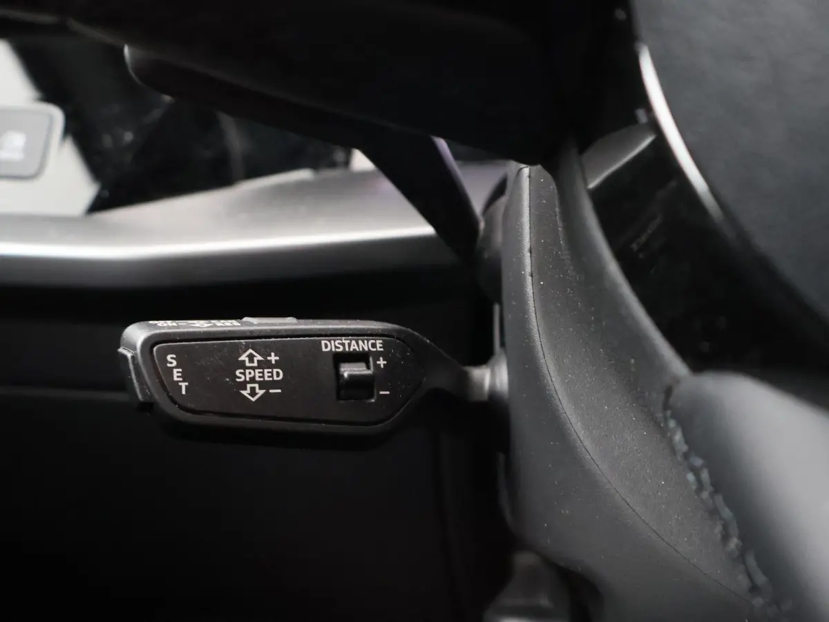 40 TFSI e 204 PK PLUG-IN HYBRID + VIRTUAL COCKPIT | ADAPTIVE CRUISE | SPORTSTOELEN | LED