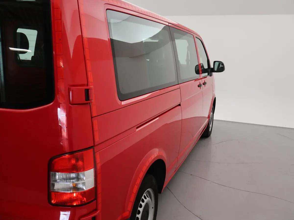 2.0 TDI 140 PK DSG AUT. L2H1 8-PERS. *67.950 KM* + TREKHAAK | COMFORTSTOELEN | NAVIGATIE