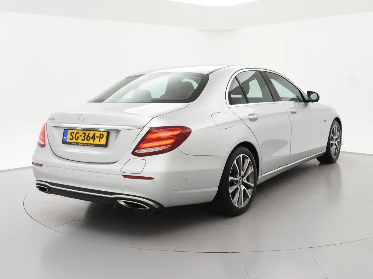 350e PLUG-IN HYBRID + HEAD-UP | DISTRONIC+ | SFEERVERLICHTING | LUCHTVERING
