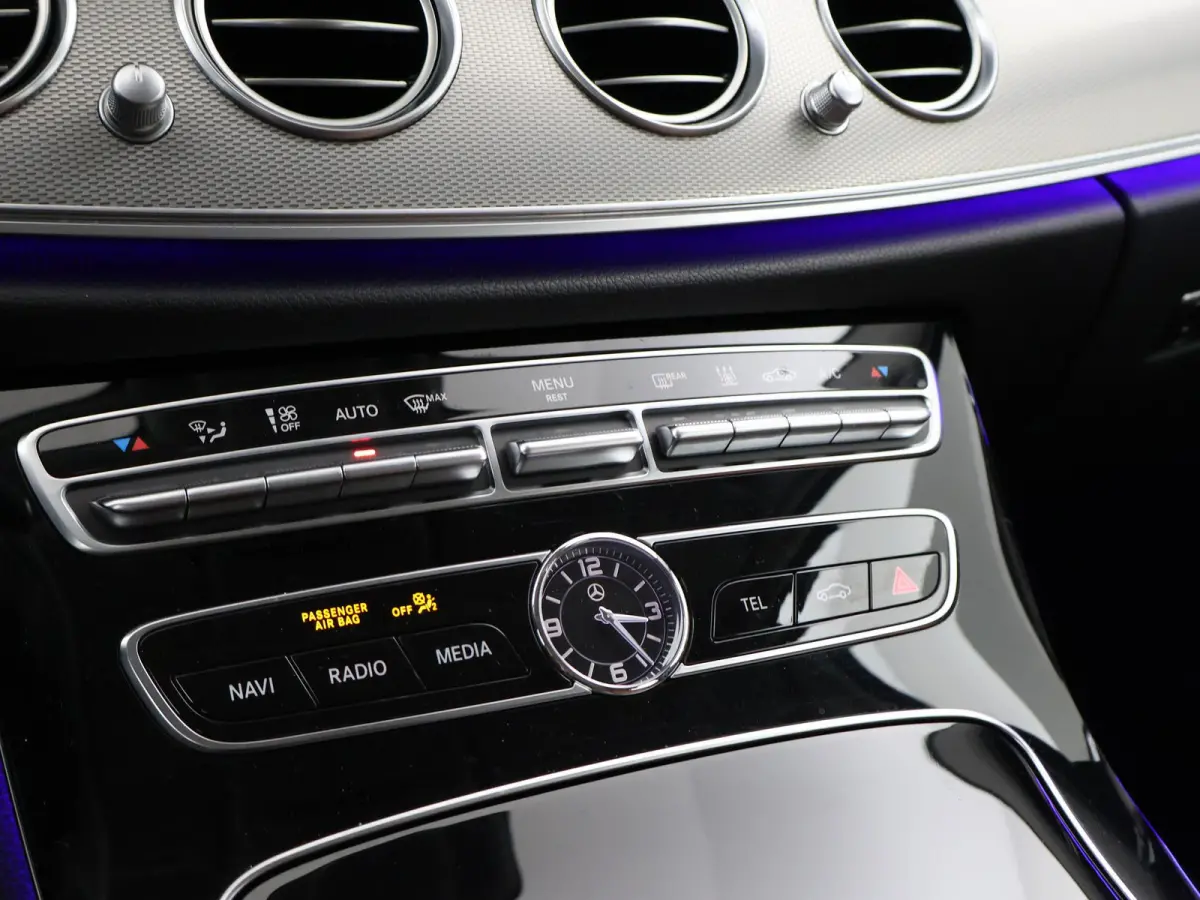 350e PLUG-IN HYBRID + HEAD-UP | DISTRONIC+ | SFEERVERLICHTING | LUCHTVERING