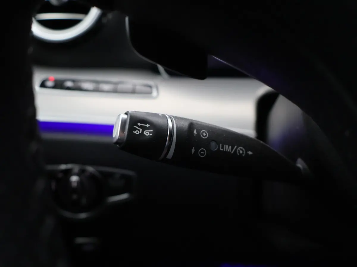 350e PLUG-IN HYBRID + HEAD-UP | DISTRONIC+ | SFEERVERLICHTING | LUCHTVERING
