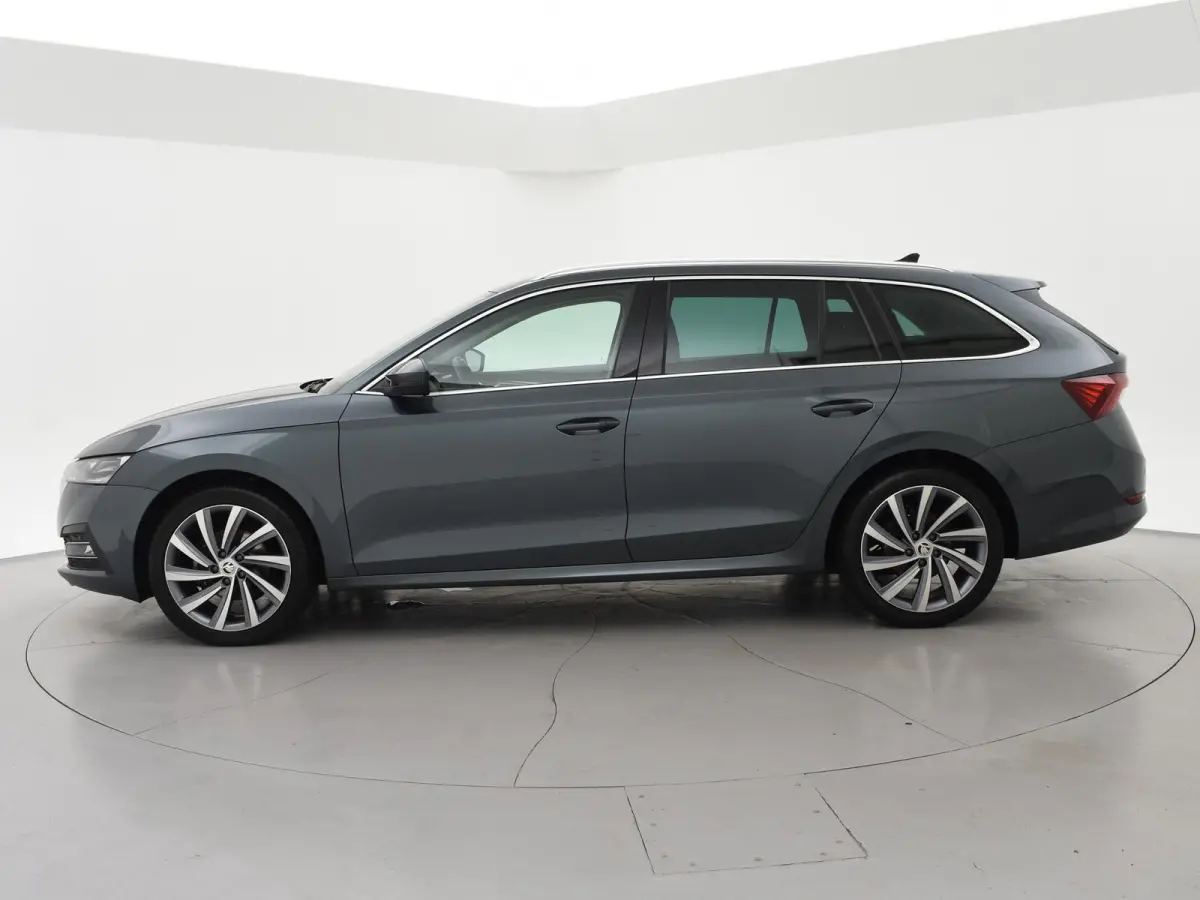 1.5 e-TSI AUT. + 18 INCH | ADAPTIVE CRUISE | LED | VIRTUAL COCKPIT | SFEERVERLICHTING | CAMERA | CARPLAY | STOELVERW.