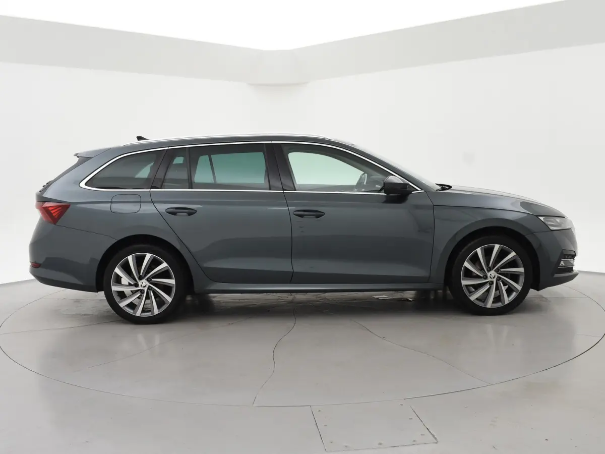 1.5 e-TSI AUT. + 18 INCH | ADAPTIVE CRUISE | LED | VIRTUAL COCKPIT | SFEERVERLICHTING | CAMERA | CARPLAY | STOELVERW.