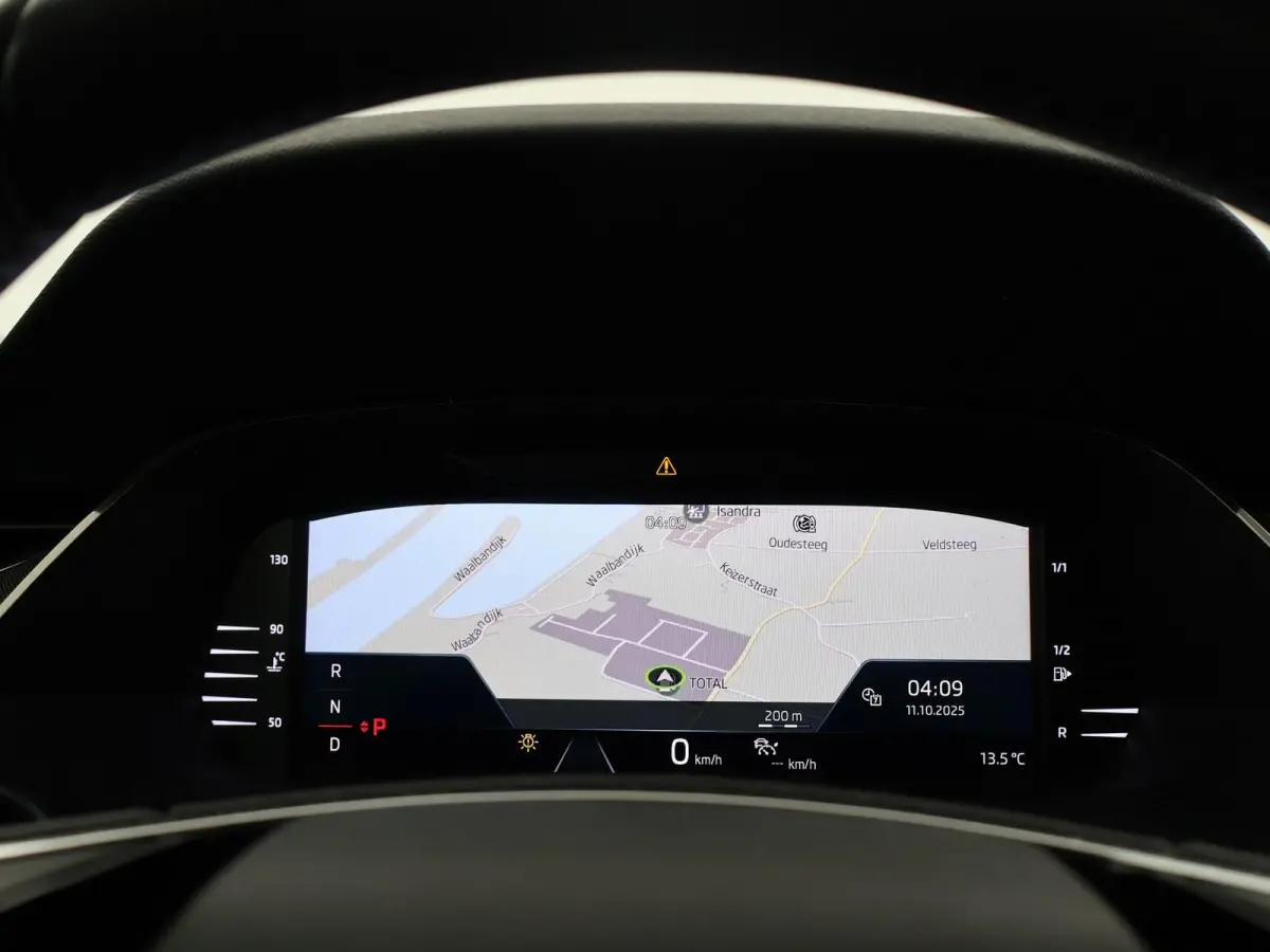 1.5 e-TSI AUT. + 18 INCH | ADAPTIVE CRUISE | LED | VIRTUAL COCKPIT | SFEERVERLICHTING | CAMERA | CARPLAY | STOELVERW.
