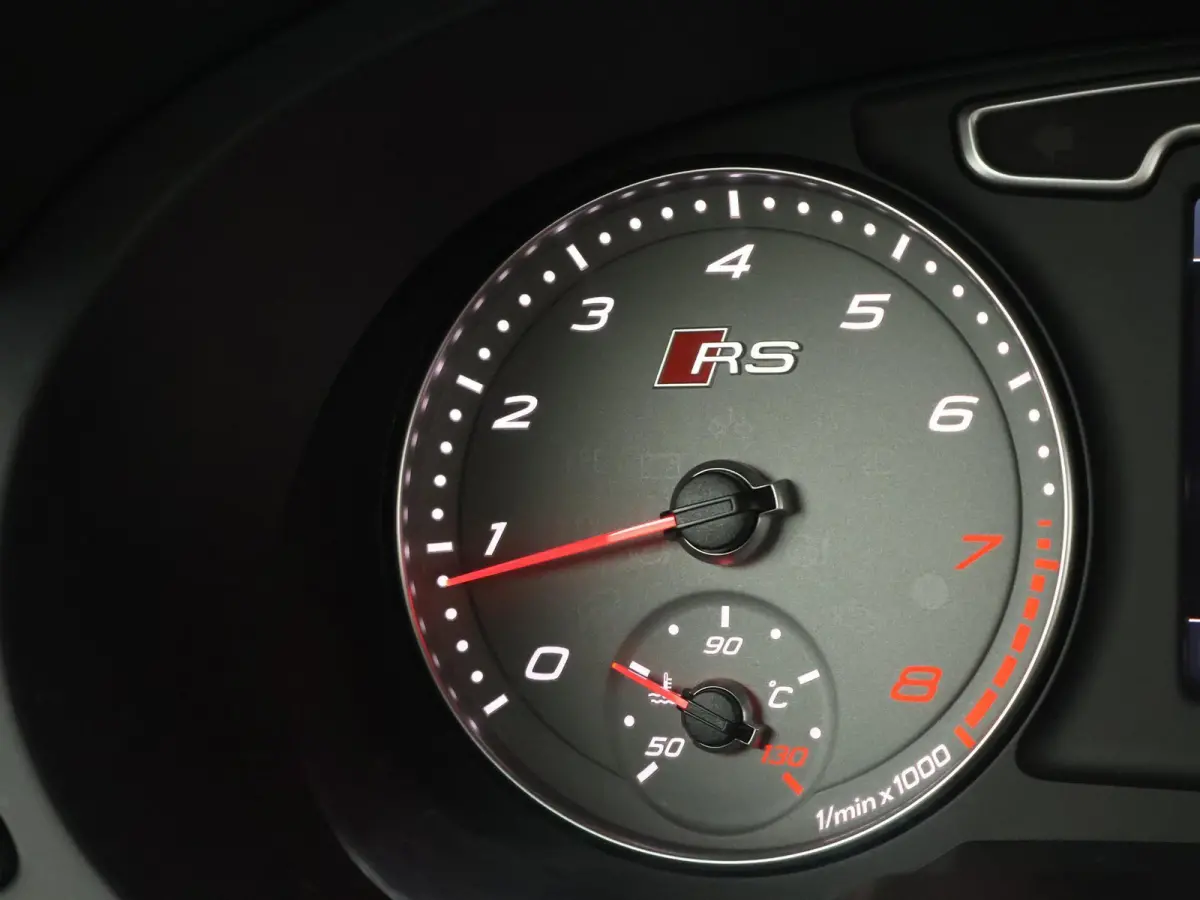 2.5 TFSI RSQ3 310 PK QUATTRO + PANORAMA / 20 INCH LMV / LEDER / BOSE