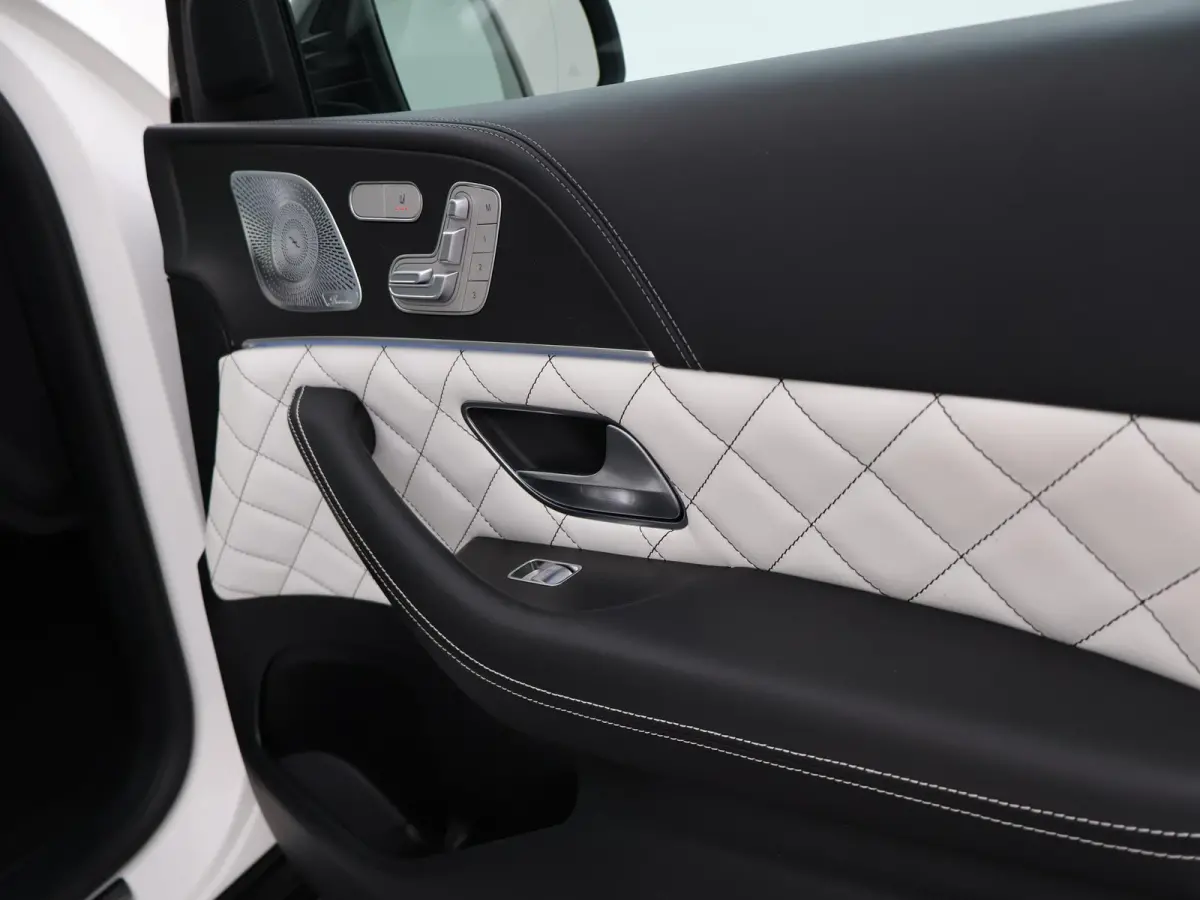 AMG 63 S 4MATIC+ 612 PK + EXCLUSIEF LEDER PANORAMA | 360 CAMERA | SPORTUITLAAT | BURMESTER