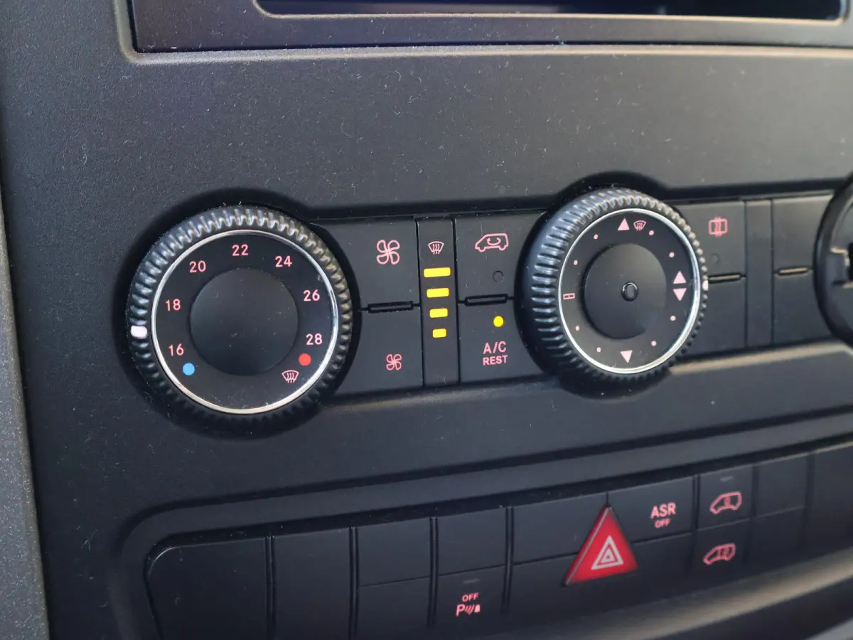 2.5 TDI 136 PK AUT. DUBBEL CABINE *16.417 KM!* DUBBEL LUCHT + 2 SCHUIFDEUREN