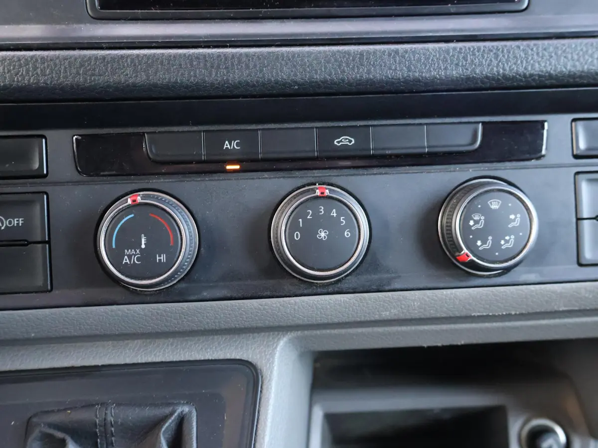 2.0 TDI 177 PK AUT. DUBBEL CABINE + 3500 KG TREKHAAK | LED | LEDER | ADAPTIVE CRUISE