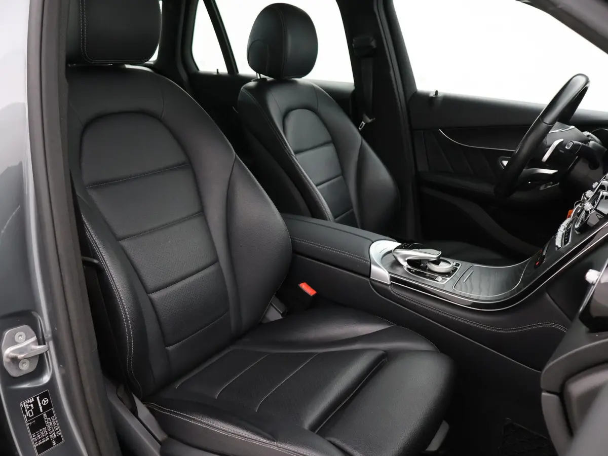 350e PLUG-IN HYBRID 320 PK 4MATIC AMG SPORT + WEGKL. TREKHAAK / PANORAMA / LEDER / CAMERA