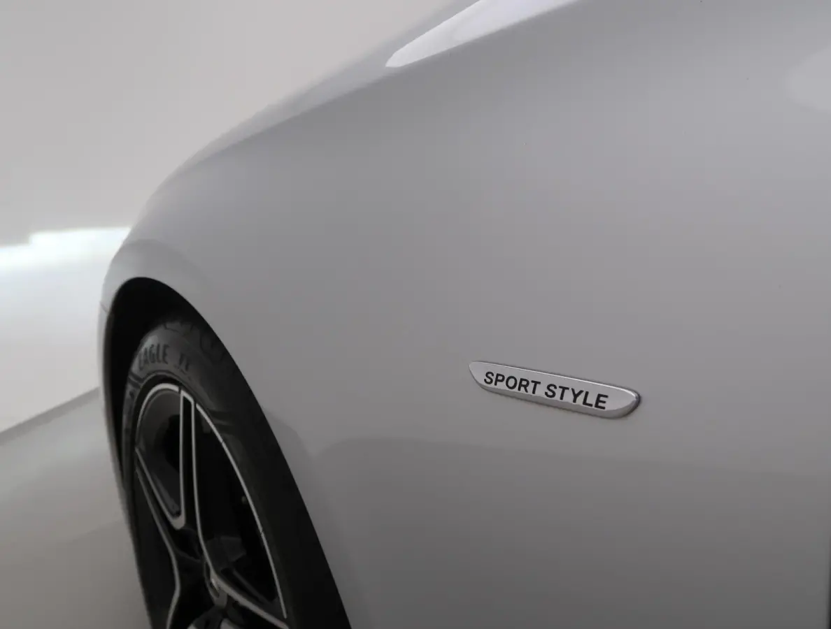 200 AMG SPORT AUT9 + BURMESTER / 360 CAMERA / ELEK. TREKHAAK / MATRIX LED