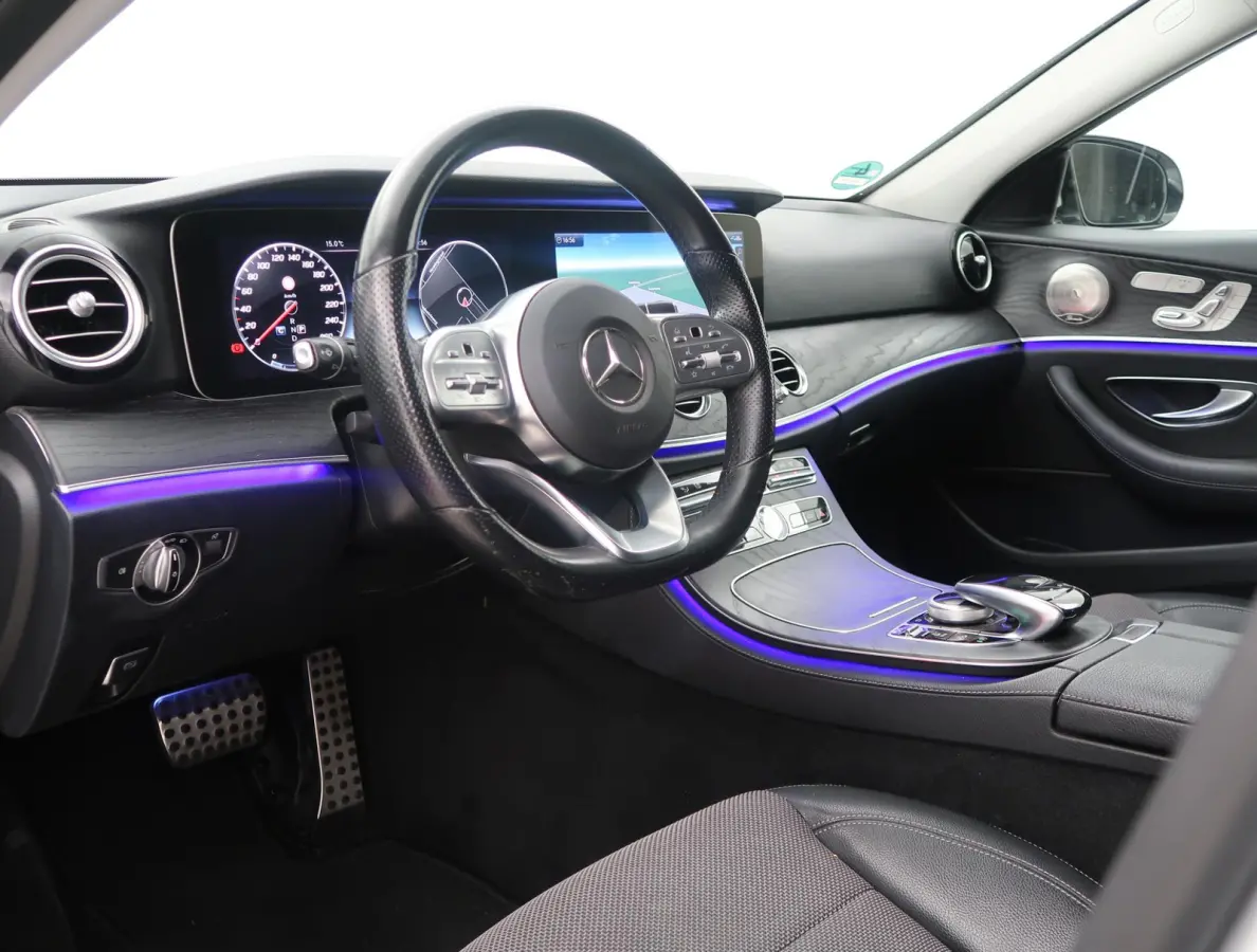 200 AMG SPORT AUT9 + BURMESTER / 360 CAMERA / ELEK. TREKHAAK / MATRIX LED