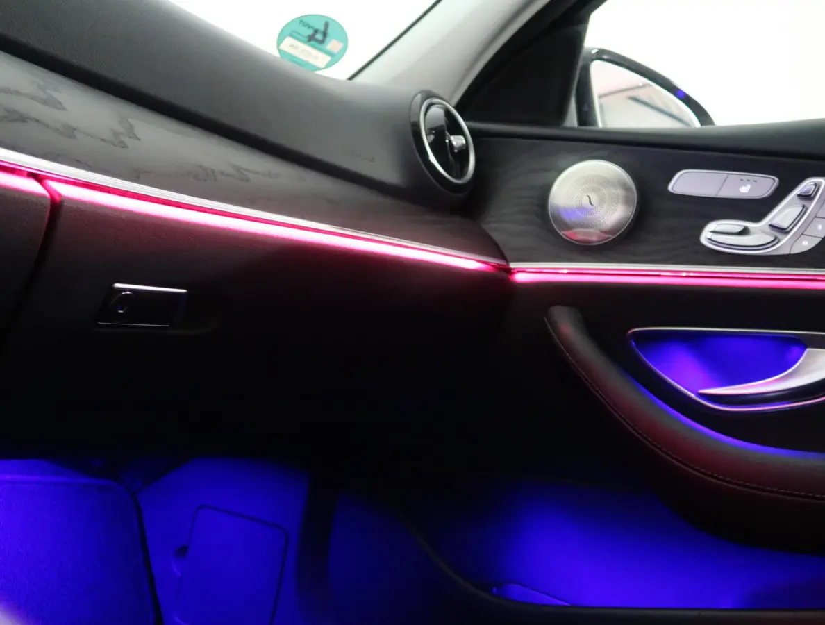 200 AMG SPORT AUT9 + BURMESTER / 360 CAMERA / ELEK. TREKHAAK / MATRIX LED