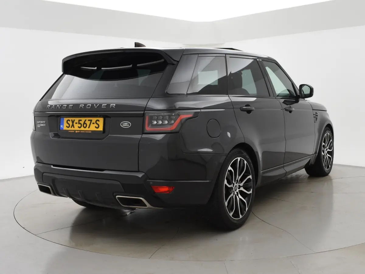 3.0 TDV6 HSE DYNAMIC FACELIFT MODEL + PANORAMA / 21 INCH / APPLE CARPLAY