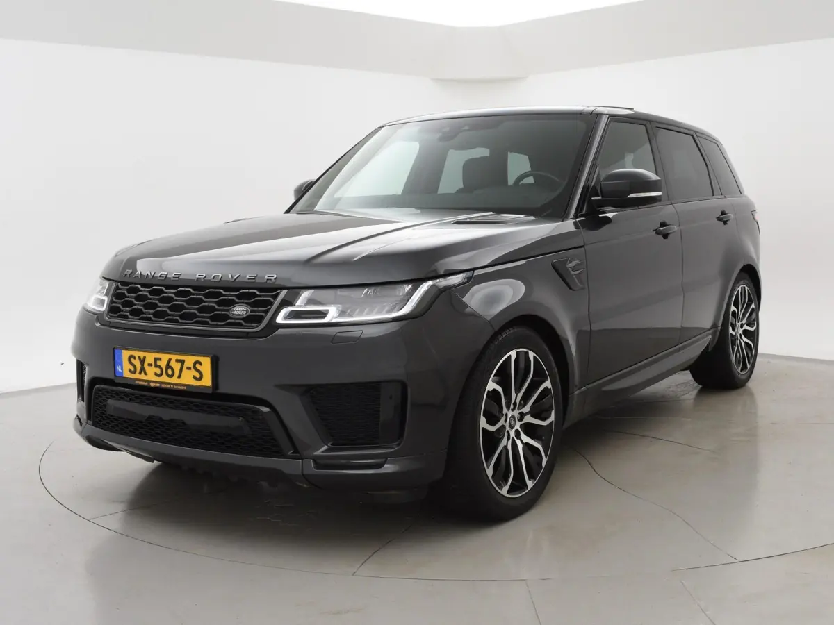 3.0 TDV6 HSE DYNAMIC FACELIFT MODEL + PANORAMA / 21 INCH / APPLE CARPLAY