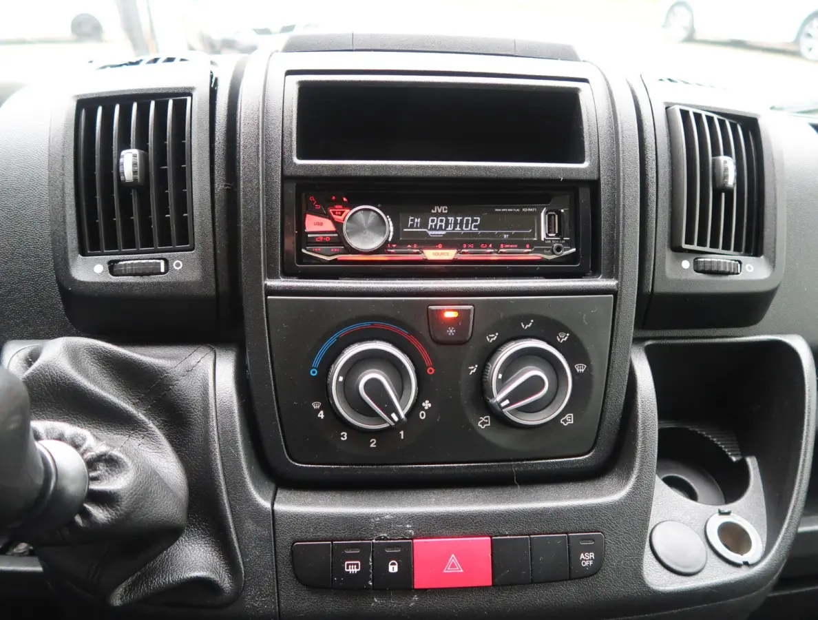 35 9-PERS. 3.0 NATURAL POWER CNG / BENZINE L2H2 *EXCL. BTW* / € 13.189 INCL. BTW