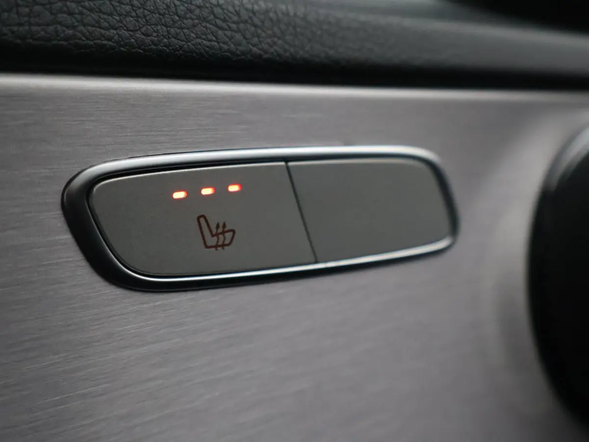 300e PHEV 320 PK AMG SPORT + CAMERA | DISTRONIC | APPLE CARPLAY | LEDER | STOELVERWARMING