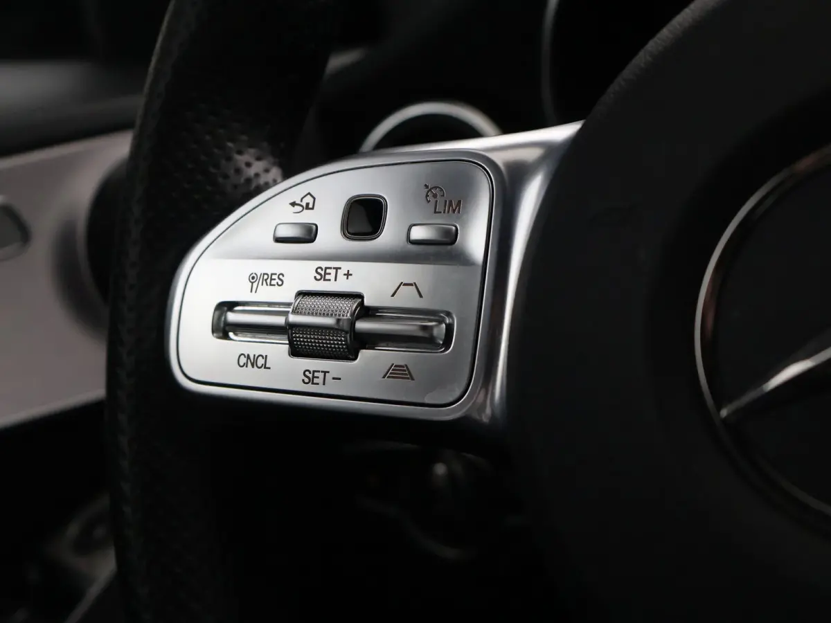 300e PHEV 320 PK AMG SPORT + CAMERA | DISTRONIC | APPLE CARPLAY | LEDER | STOELVERWARMING