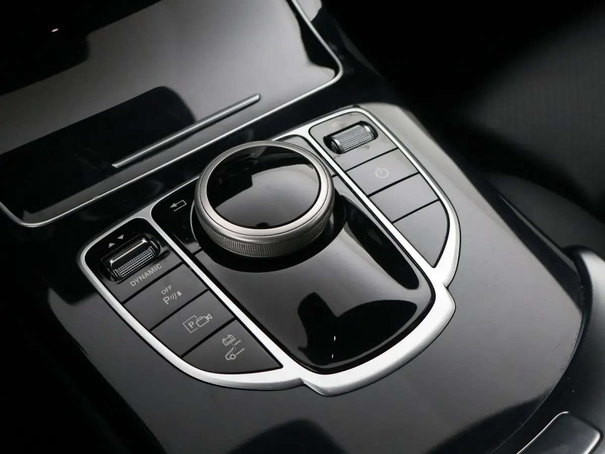300e PHEV 320 PK AMG SPORT + CAMERA | DISTRONIC | APPLE CARPLAY | LEDER | STOELVERWARMING