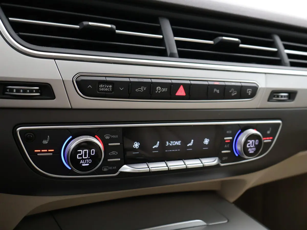 3.0 TDI V6 E-TRON 374 PK HYBRID + LUCHTVERING | 21 INCH LMV | VIRTUAL COCKPIT | BOSE | CAMERA