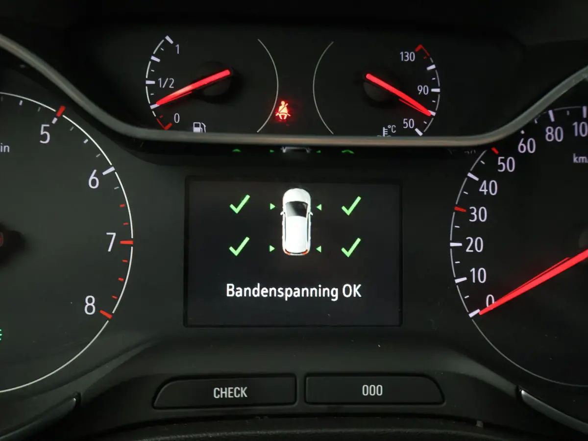 1.2 TURBO 130 PK AUT. *25.177 KM* INNOVATION ORIG. NL 1e EIGENAAR