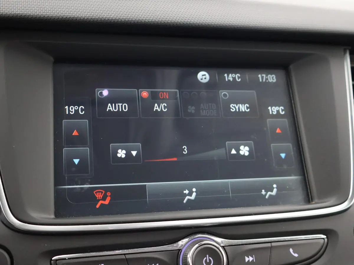 1.2 TURBO 130 PK AUT. *25.177 KM* INNOVATION ORIG. NL 1e EIGENAAR