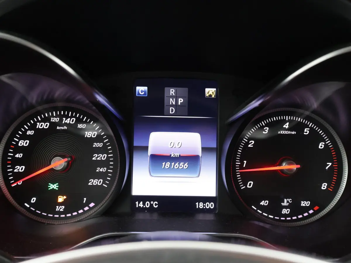 180 156 PK AUT. AMG SPORT + CAMERA | LEDER | LED | 18 INCH