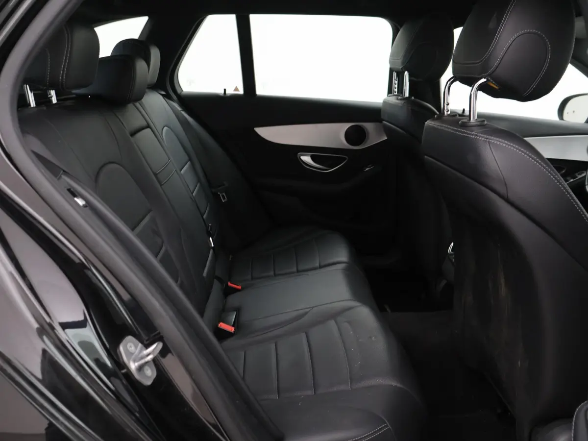 180 156 PK AUT. AMG SPORT + CAMERA | LEDER | LED | 18 INCH