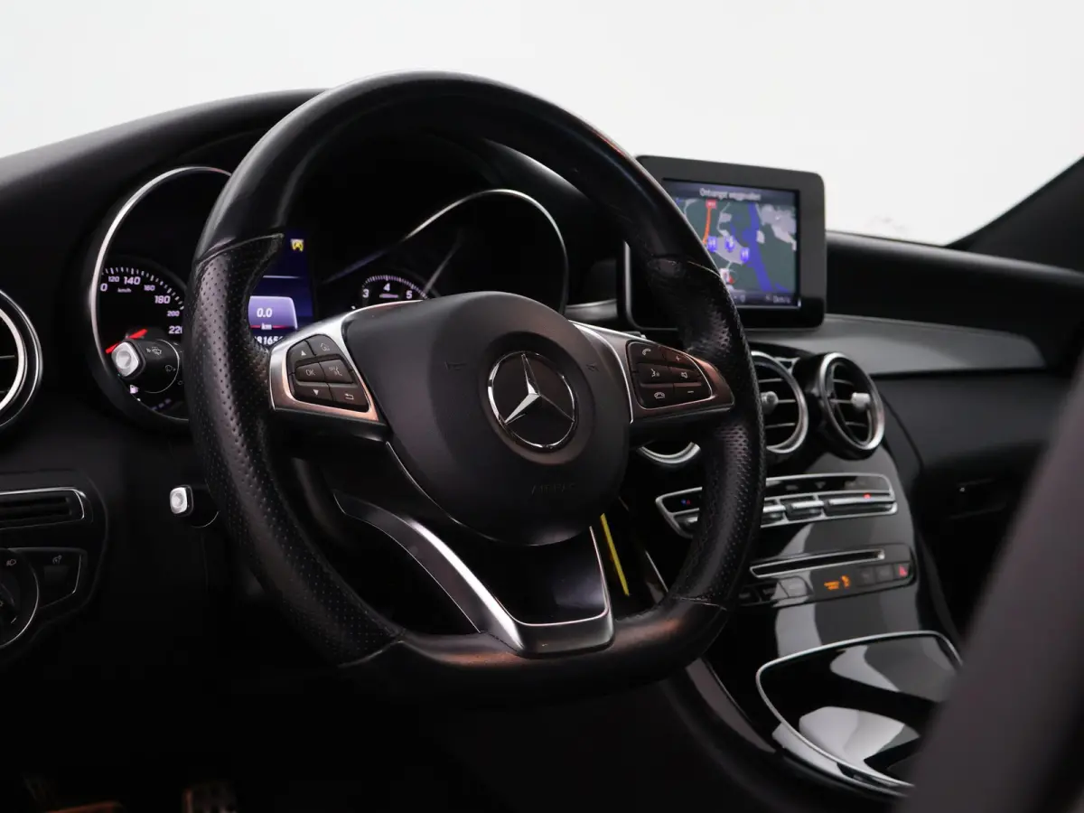 180 156 PK AUT. AMG SPORT + CAMERA | LEDER | LED | 18 INCH