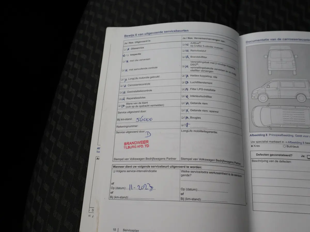2.0 TDI 140 PK DSG AUT. L2H1 8-PERS. *72.965 KM* + TREKHAAK | COMFORTSTOELEN | NAVIGATIE