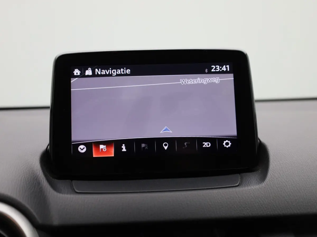 1.5 Skyactiv-G Comfort | Automaat | Airco | Lichtmetalen Velgen | Privacy Glass | Bluetooth Telefonie |